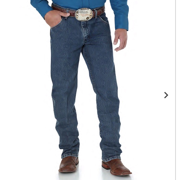 wrangler reserve advanced comfort cargo pants